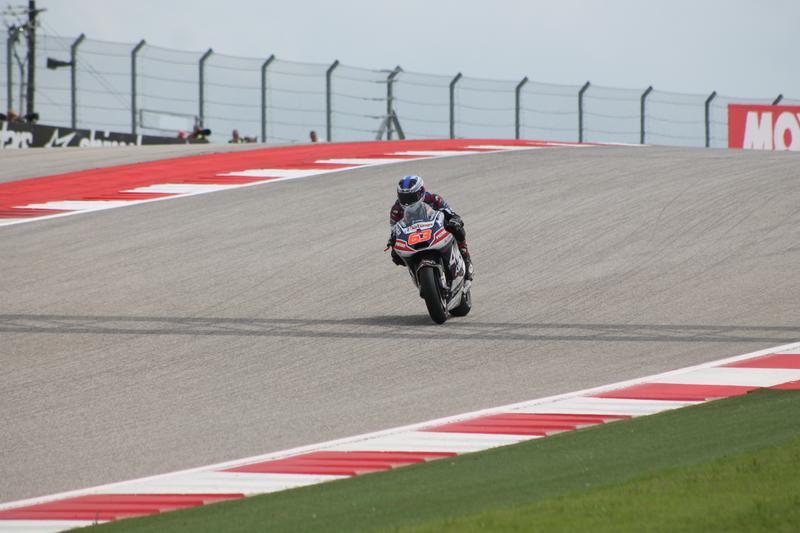 Illustration for article titled MotoGP Is An Event That Begs You To Get On A Bike